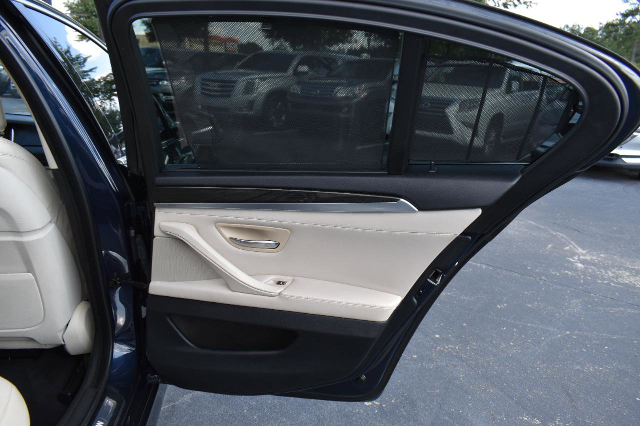 Used 2015 BMW 550i Sedan RWD image 35