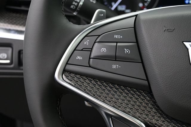 New 2026 Cadillac XT5 Sportv w/ LPO, Floor Liner Package AWD/4WD image 25