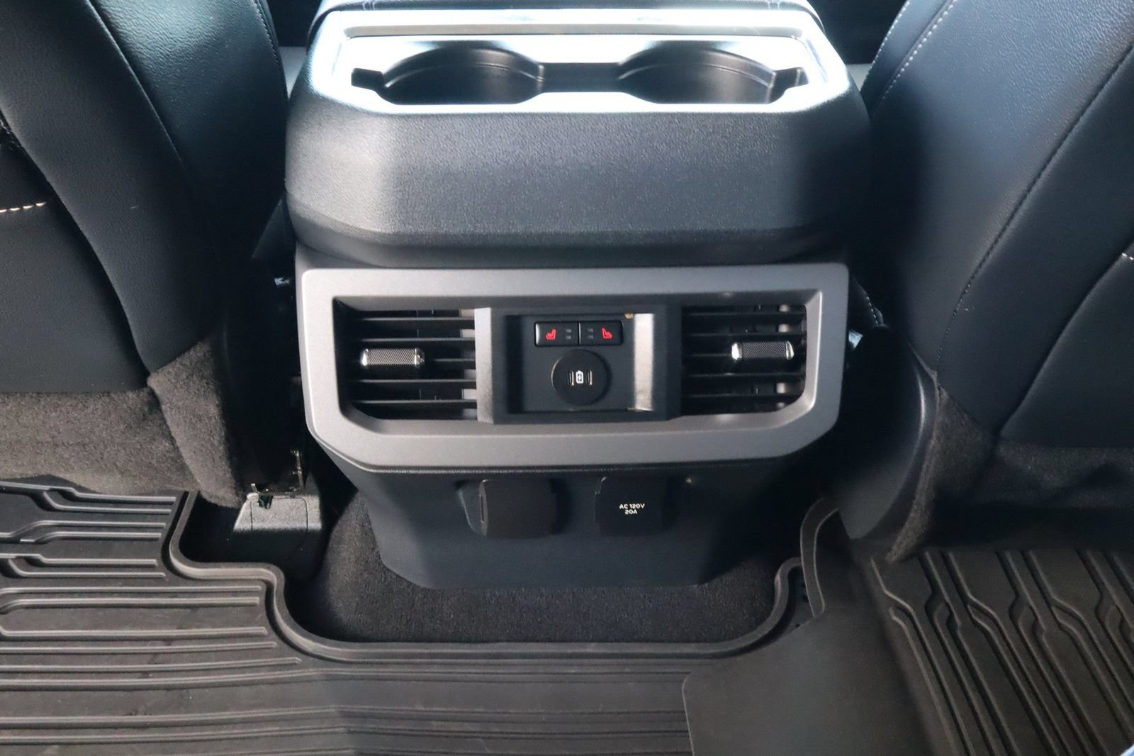 Used 2024 Ford F250 Lariat w/ FX4 Off-Road Package AWD/4WD image 36