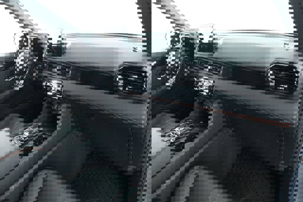 Used 2025 Honda Pilot TrailSport image 24