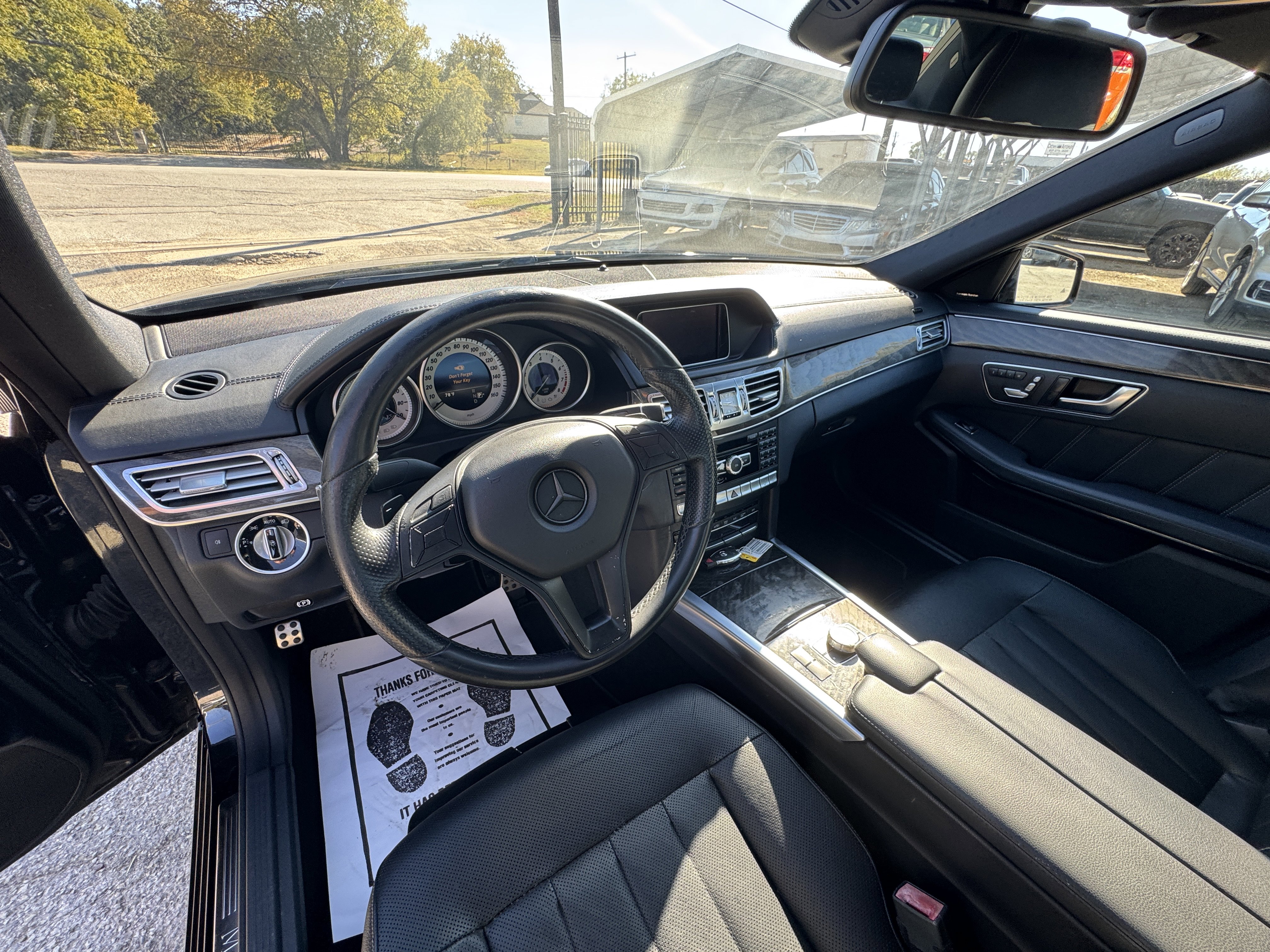 Used 2015 Mercedes-Benz E 400 Sedan image 11