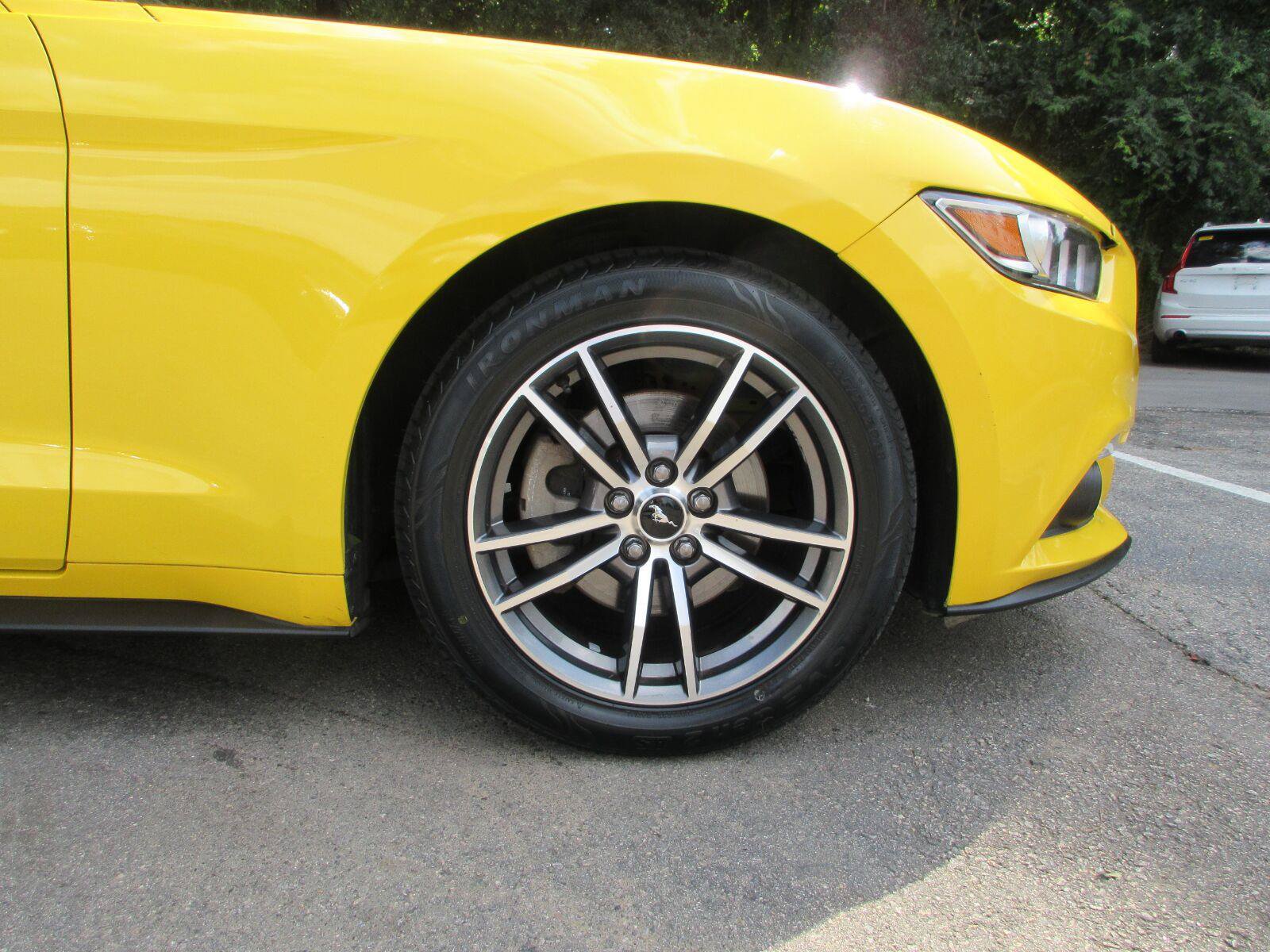 Used 2016 Ford Mustang Premium RWD image 18