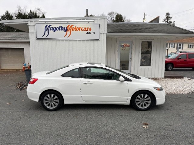 Used 2011 Honda Civic EX-L image 2