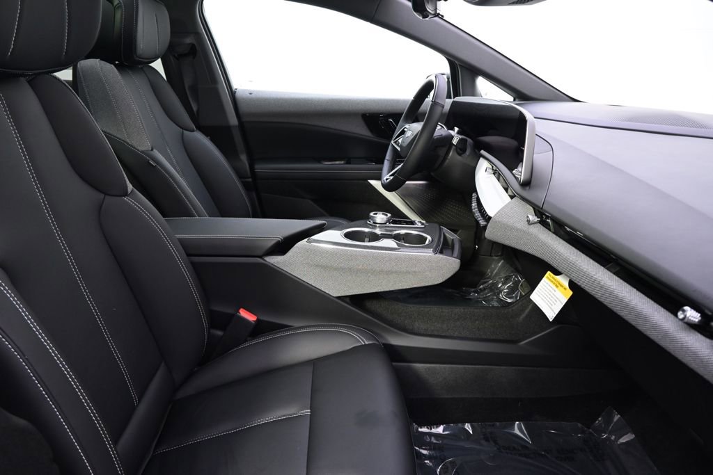 New 2026 Cadillac Optiq Luxury 1 image 16