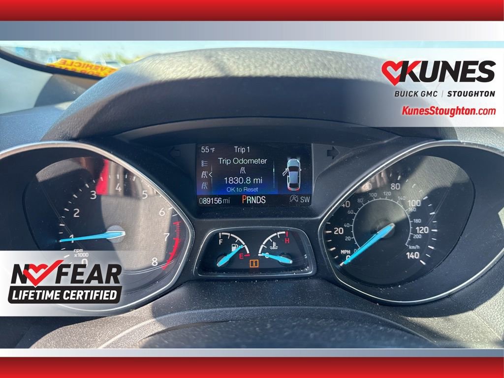 Used 2018 Ford Escape Titanium w/ Ford Safe & Smart Package AWD/4WD image 29