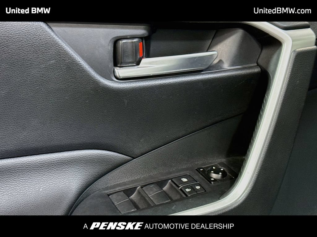 Used 2019 Toyota RAV4 XLE w/ Protection Package AWD/4WD image 3