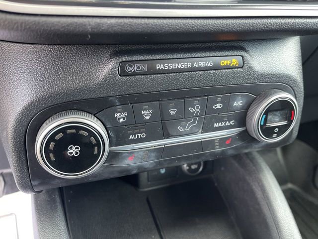 Used 2020 Ford Escape SE Sport image 19