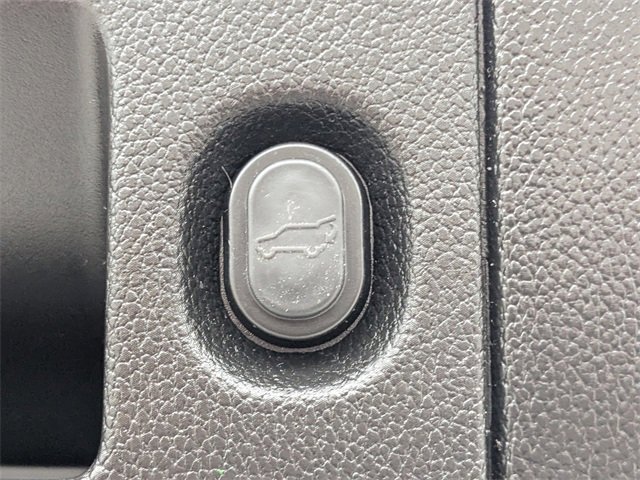 Used 2020 Chevrolet Tahoe Premier image 12