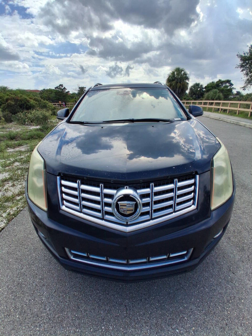 Used 2015 Cadillac SRX Performance w/ Driver Awareness Package FWD image 3