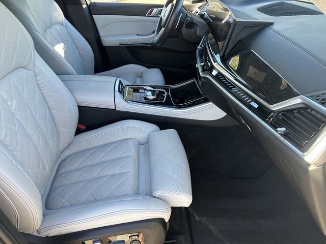 Used 2024 BMW X5 M60i w/ Executive Package image 13