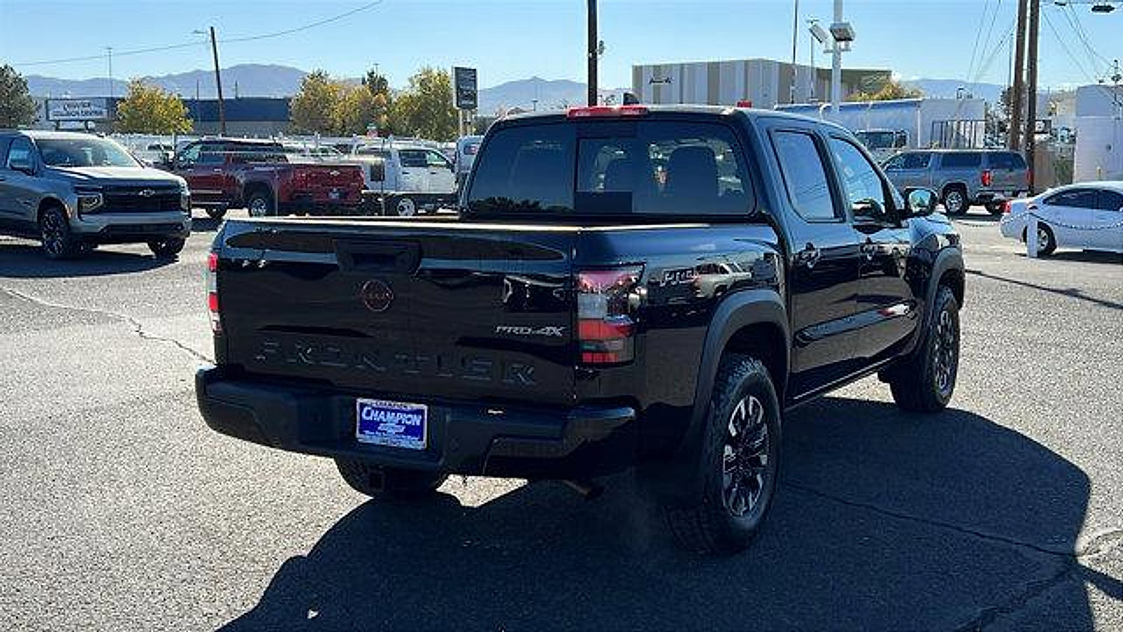 Used 2023 Nissan Frontier PRO-4X w/ Technology Package image 5