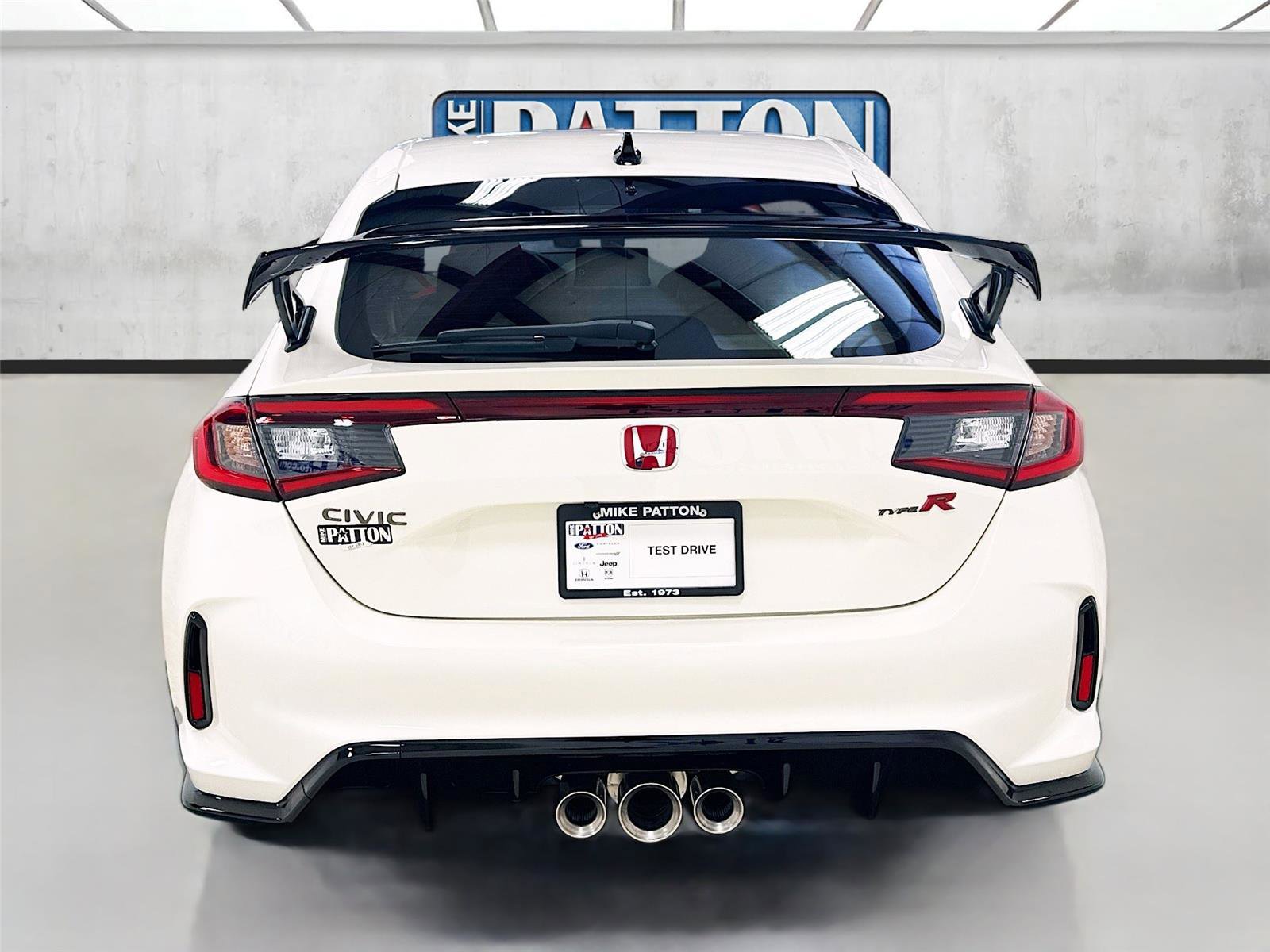 Used 2025 Honda Civic Type R image 6