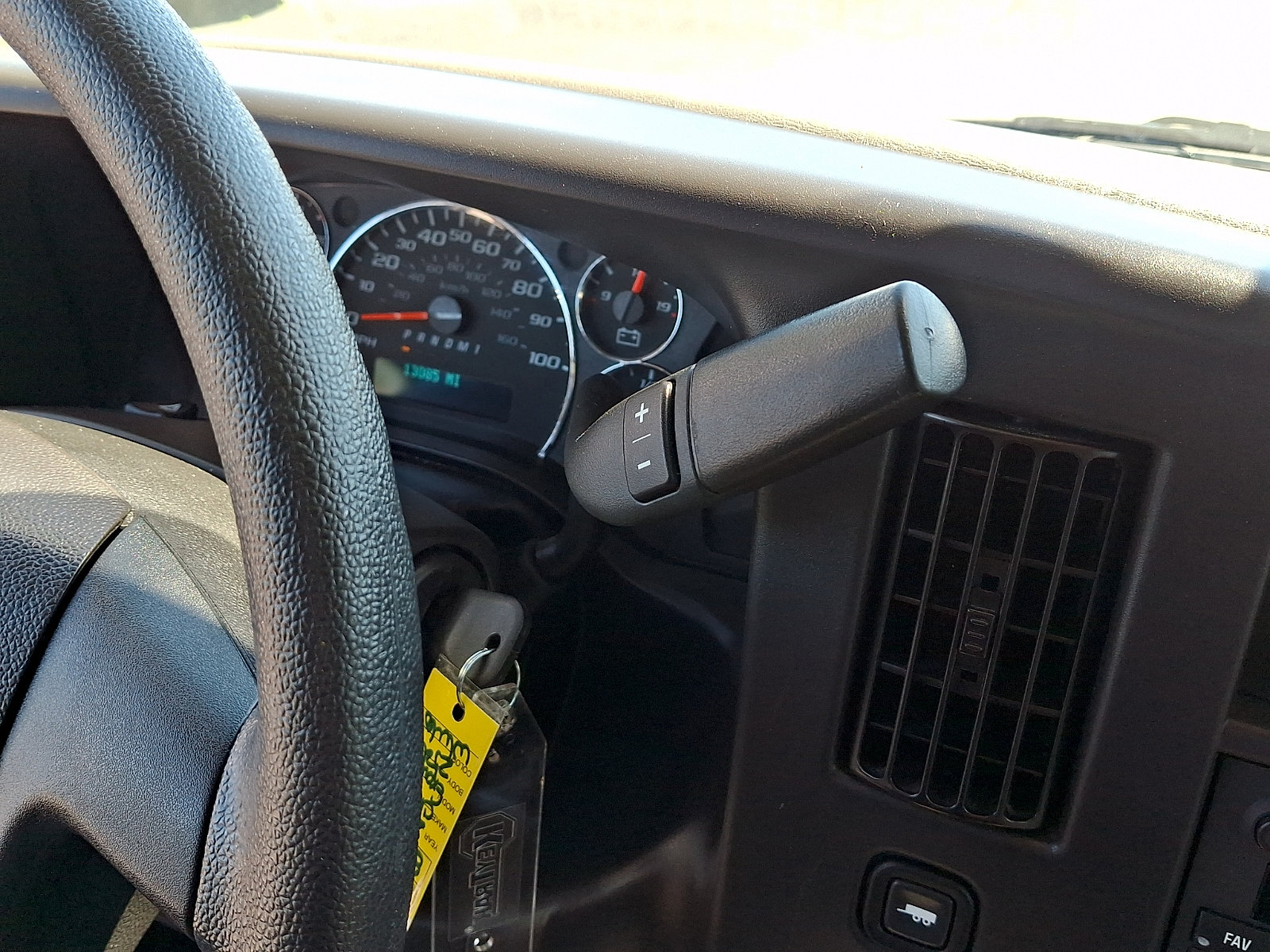 Certified 2024 Chevrolet Express 2500 w/ Driver Convenience Package RWD image 15