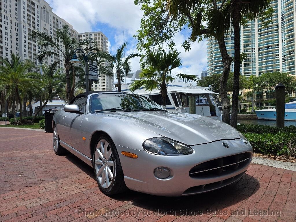 Used 2005 Jaguar XK8 Convertible RWD image 12