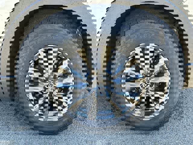 Used 2023 MAZDA CX-9 Touring image 5