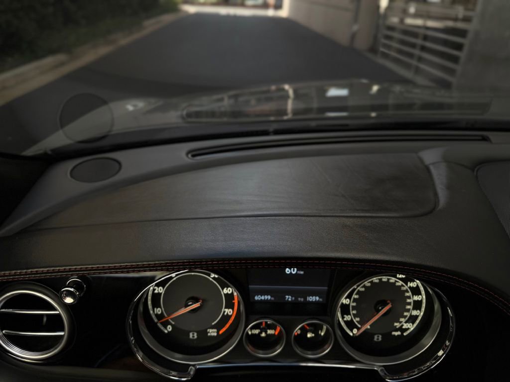 Used 2015 Bentley Continental GT V8 S image 26