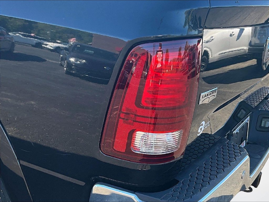 Used 2017 RAM 1500 Laramie w/ Convenience Group AWD/4WD image 29