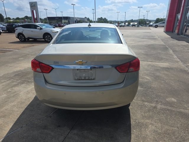 Used 2014 Chevrolet Impala LT w/ Premium Seating Package FWD image 8