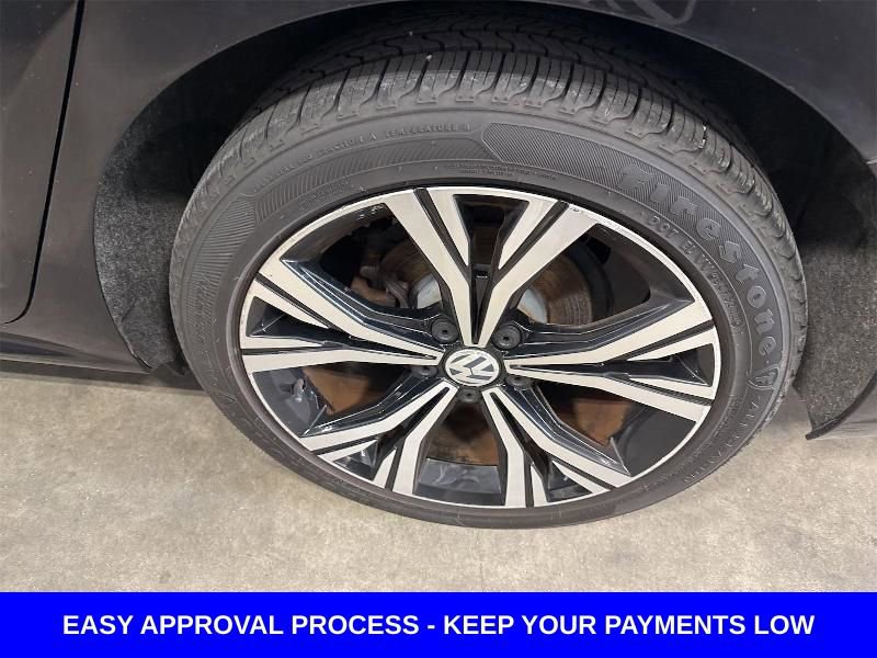 Used 2021 Volkswagen Passat 2.0T SE image 18