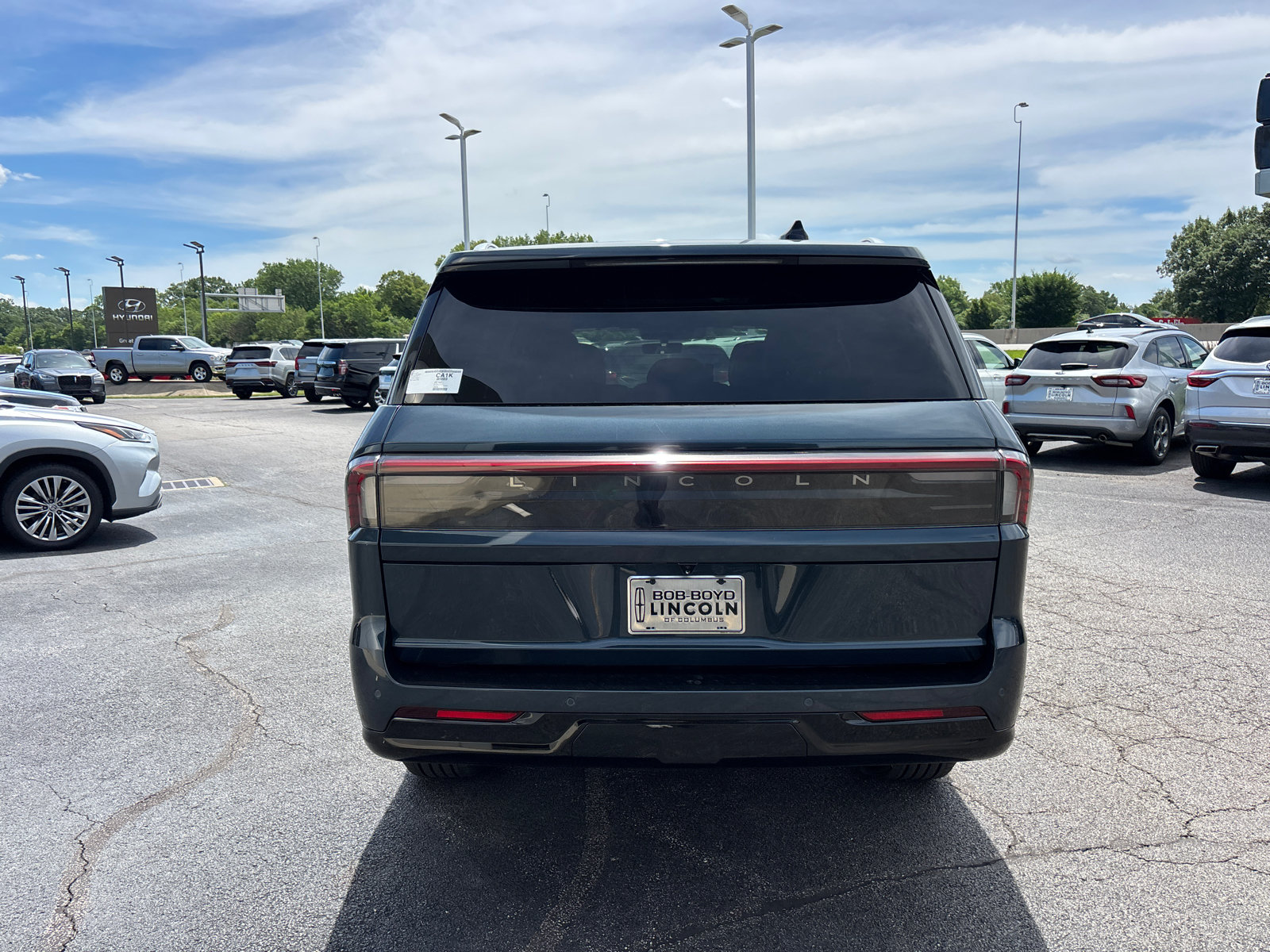 New 2026 Lincoln Navigator Reserve AWD/4WD image 6