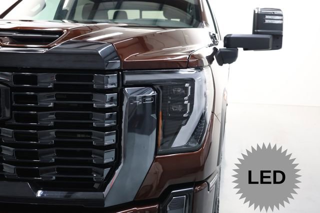 Used 2024 GMC Sierra 3500 Denali Ultimate AWD/4WD image 50