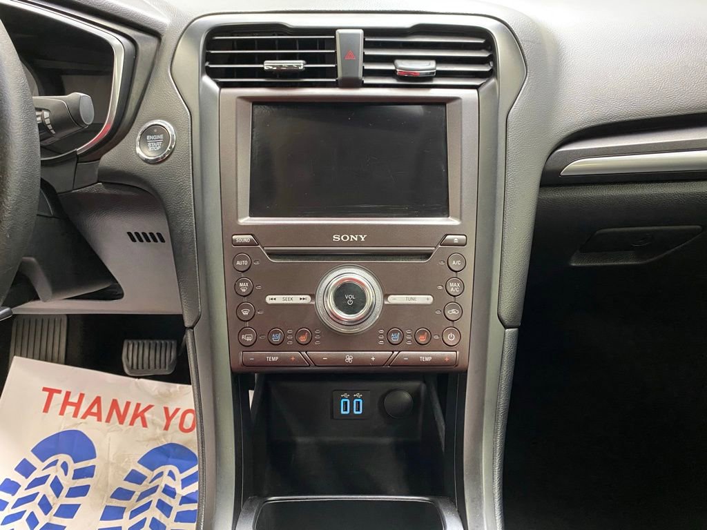 Used 2020 Ford Fusion Titanium AWD/4WD image 26