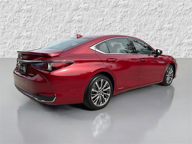 Used 2020 Lexus ES 300h w/ Premium Package image 3