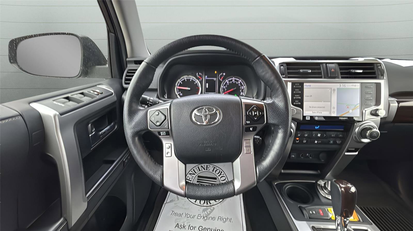 Used 2025 Toyota 4Runner SR5 image 21