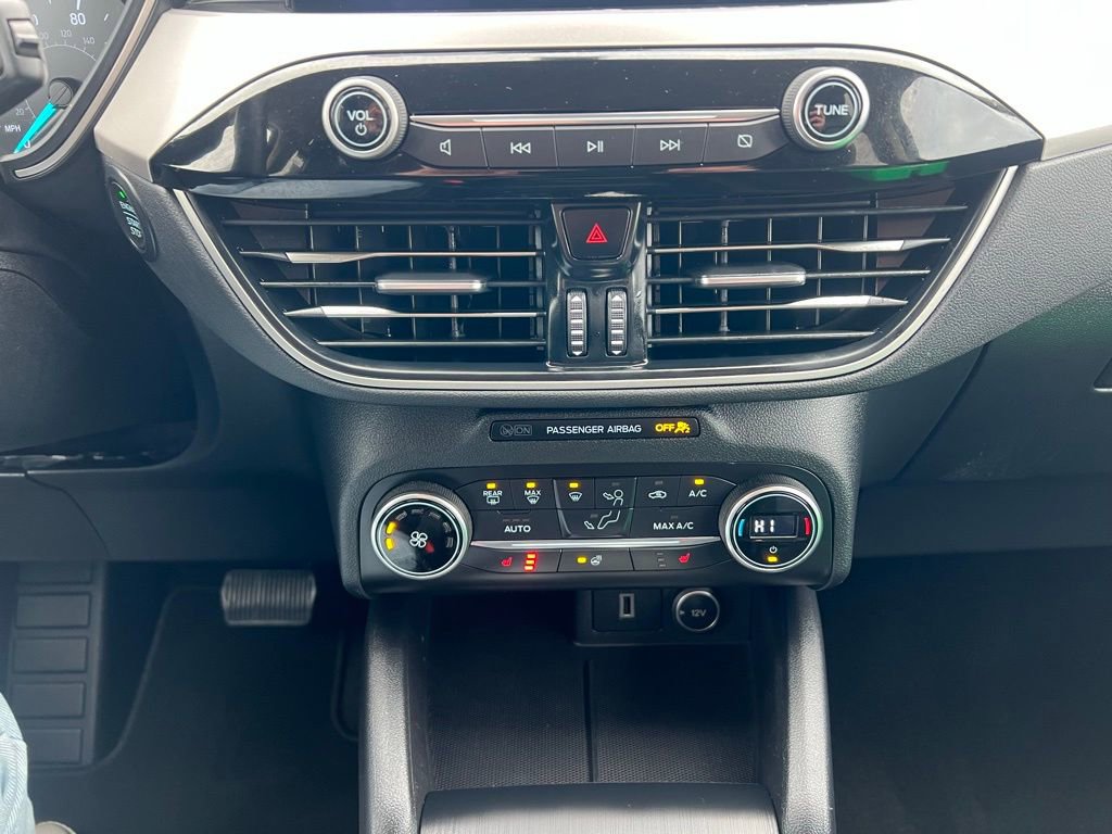 Used 2020 Ford Escape SEL image 28