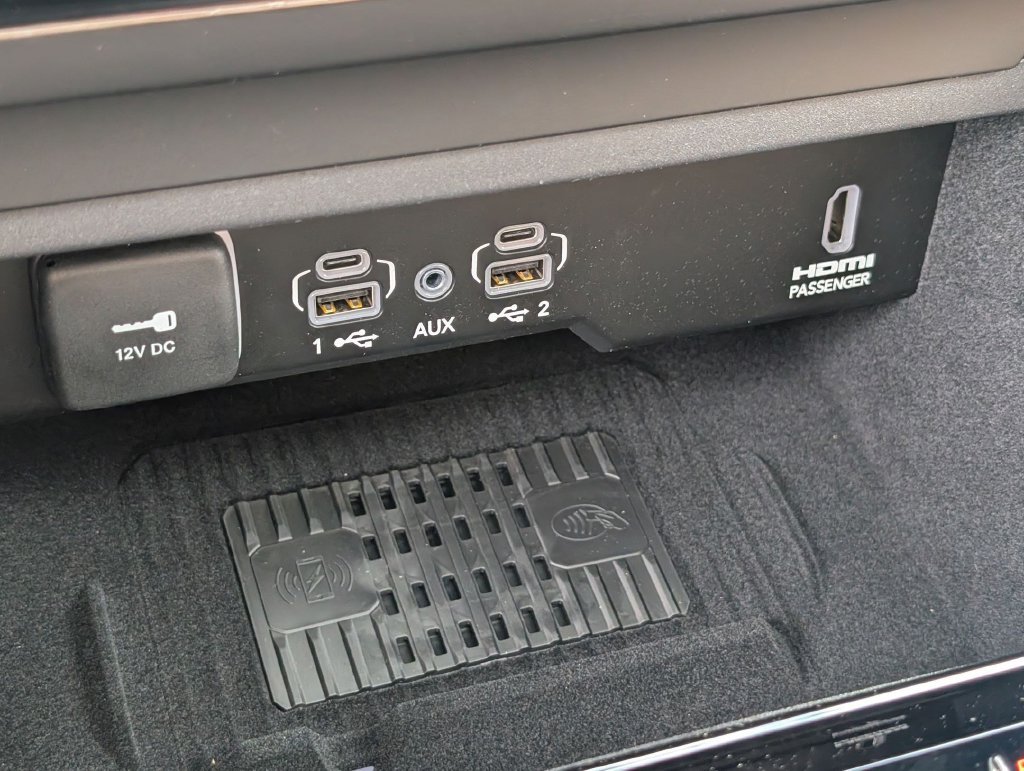 New 2026 Jeep Grand Wagoneer Summit AWD/4WD image 19