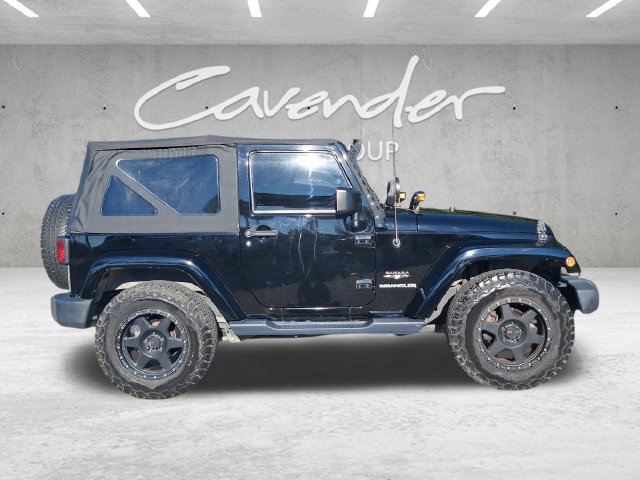 Used 2017 Jeep Wrangler Sahara AWD/4WD image 21