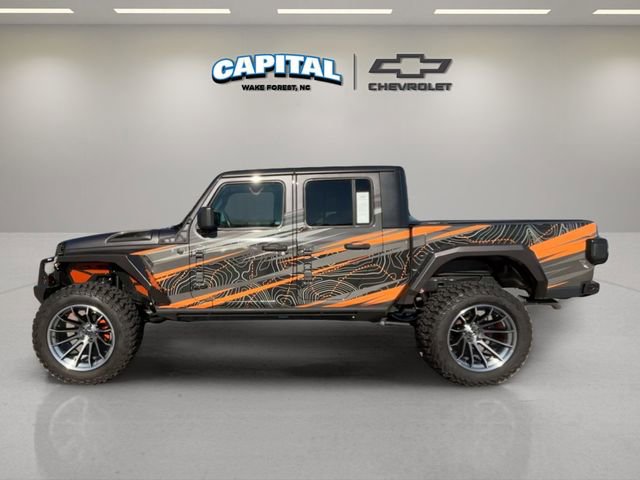 Used 2022 Jeep Gladiator Sport image 2