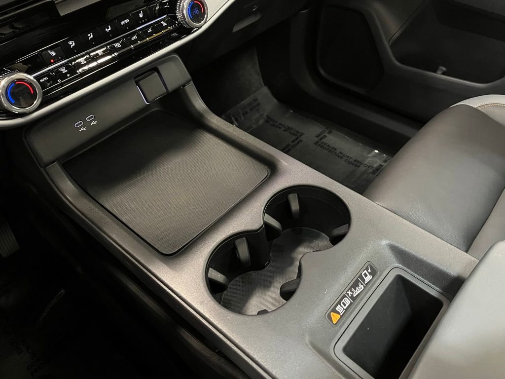 Used 2024 Honda Prologue Touring image 7