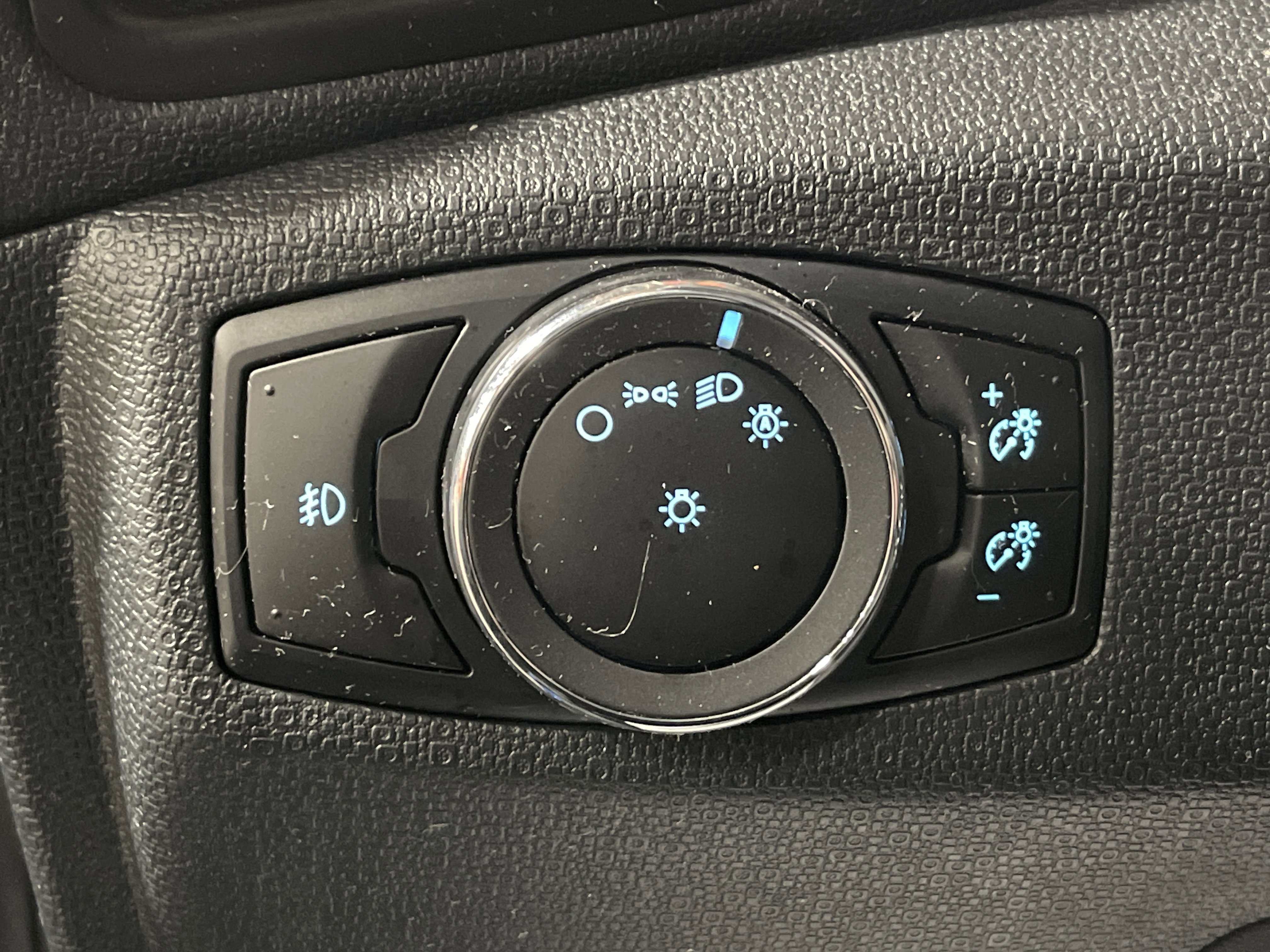 Used 2022 Ford EcoSport SES image 21