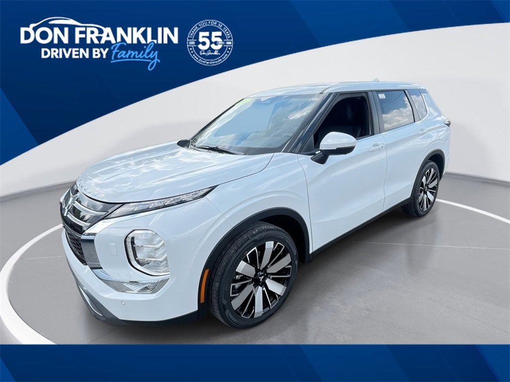 New 2025 Mitsubishi Outlander SE video 1