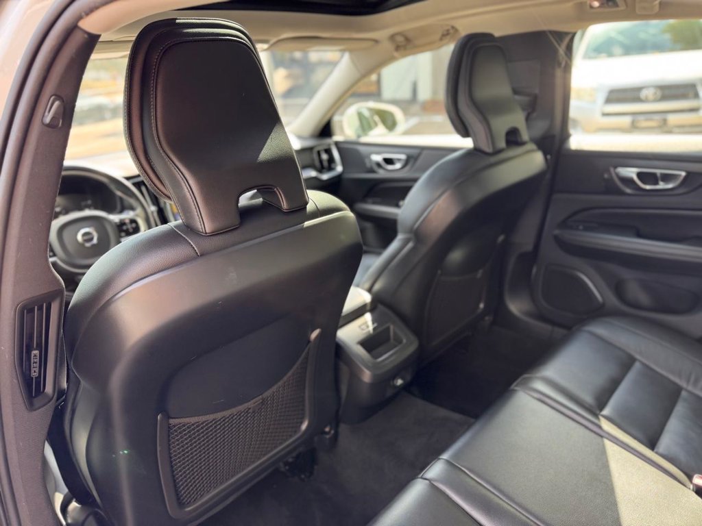 Used 2019 Volvo S60 T6 Momentum w/ Premium Package AWD/4WD image 20