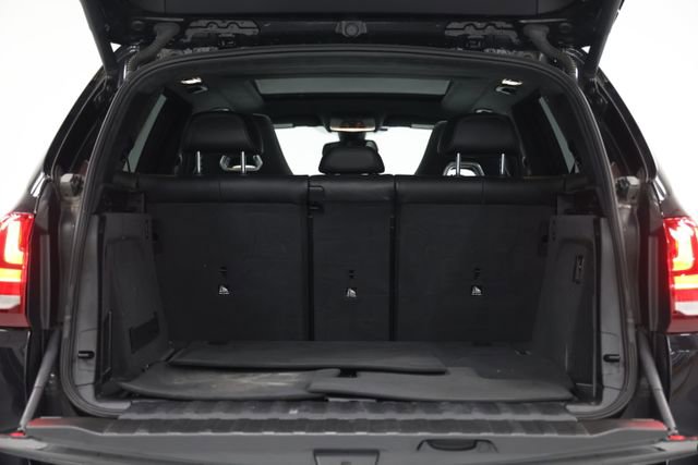 Used 2018 BMW X5 M AWD/4WD image 16