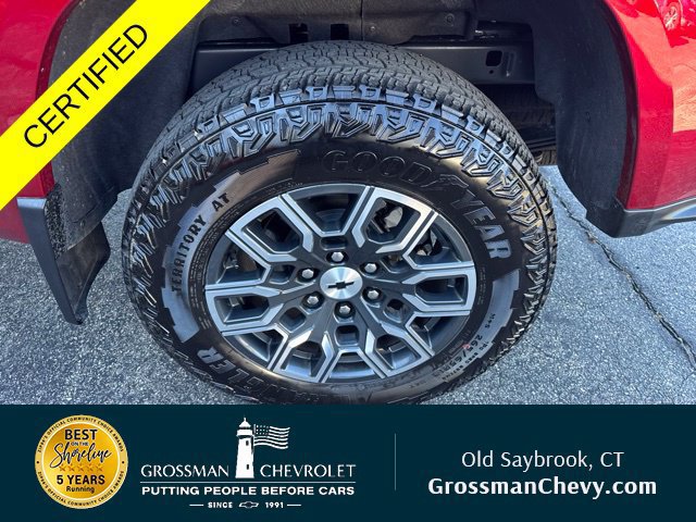 Used 2026 Chevrolet Colorado Z71 w/ Technology Package AWD/4WD image 26