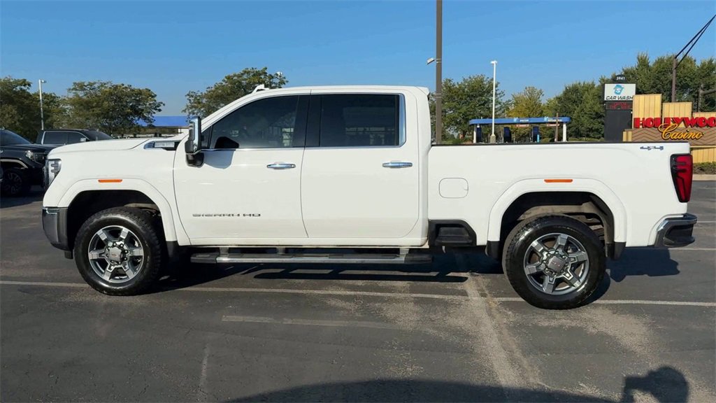 Used 2025 GMC Sierra 2500 SLT w/ SLT Premium Package image 5