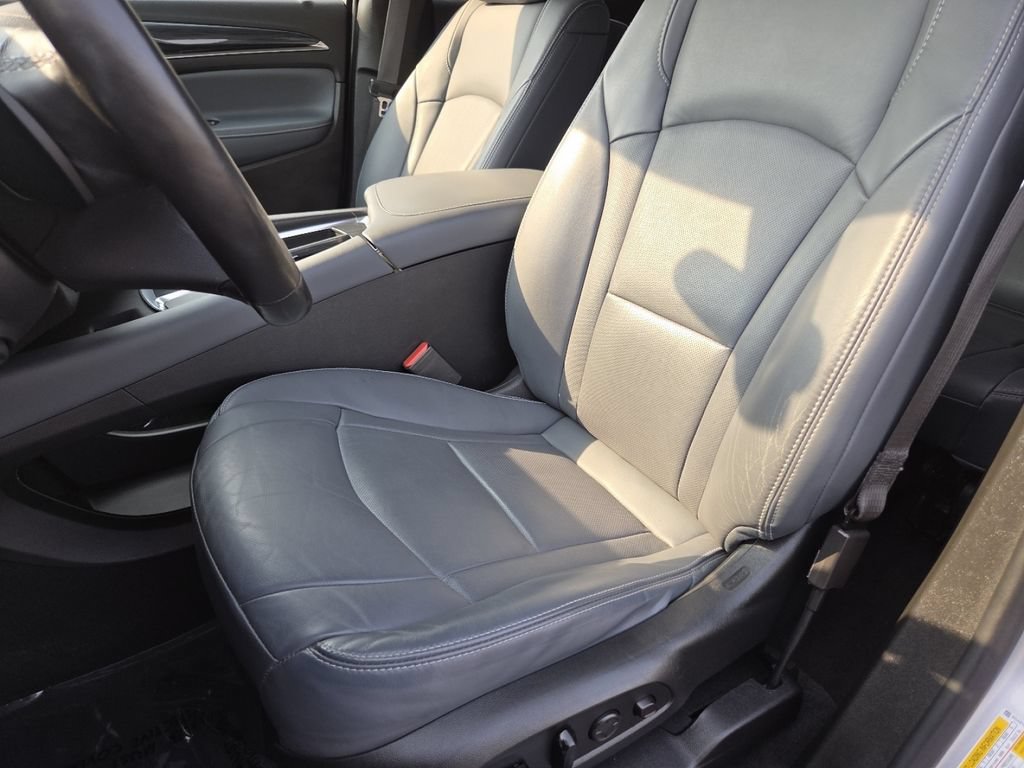 Used 2020 Buick Enclave Premium w/ Trailering Package, 5000 lbs. AWD/4WD image 33