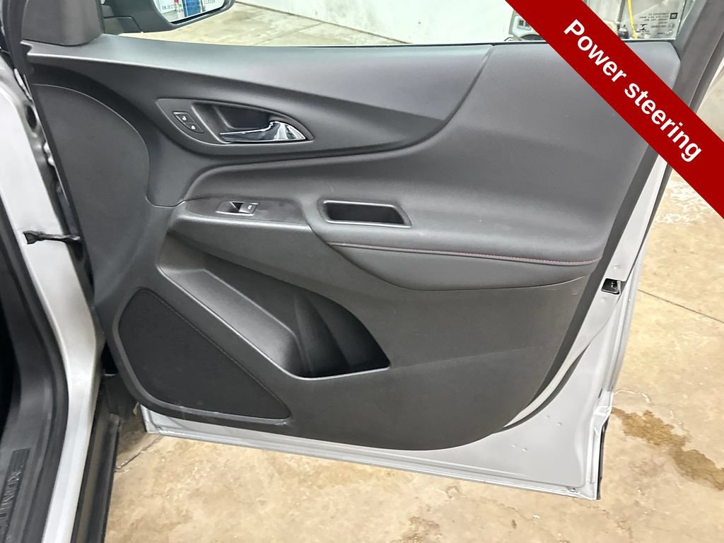 Used 2022 Chevrolet Equinox RS AWD/4WD image 40