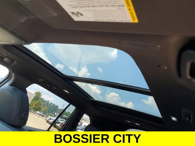 New 2026 GMC Acadia Elevation w/ Black Edition FWD image 13