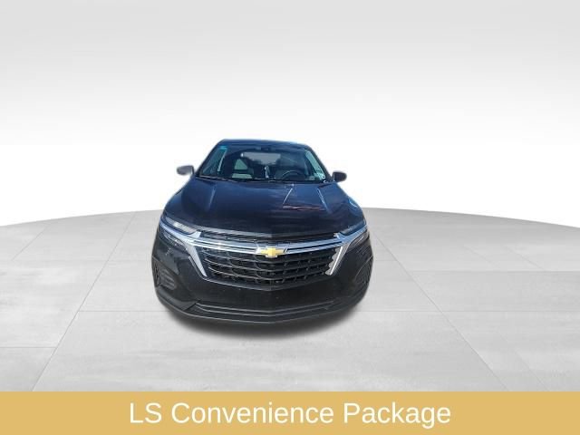 Used 2023 Chevrolet Equinox LS w/ LS Convenience Package image 3