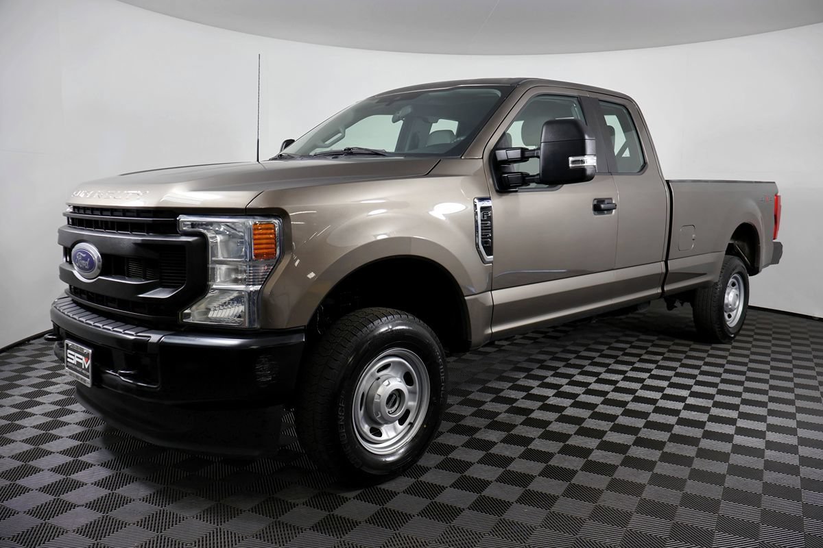 Used 2022 Ford F250 XL w/ Power Equipment Group AWD/4WD image 2