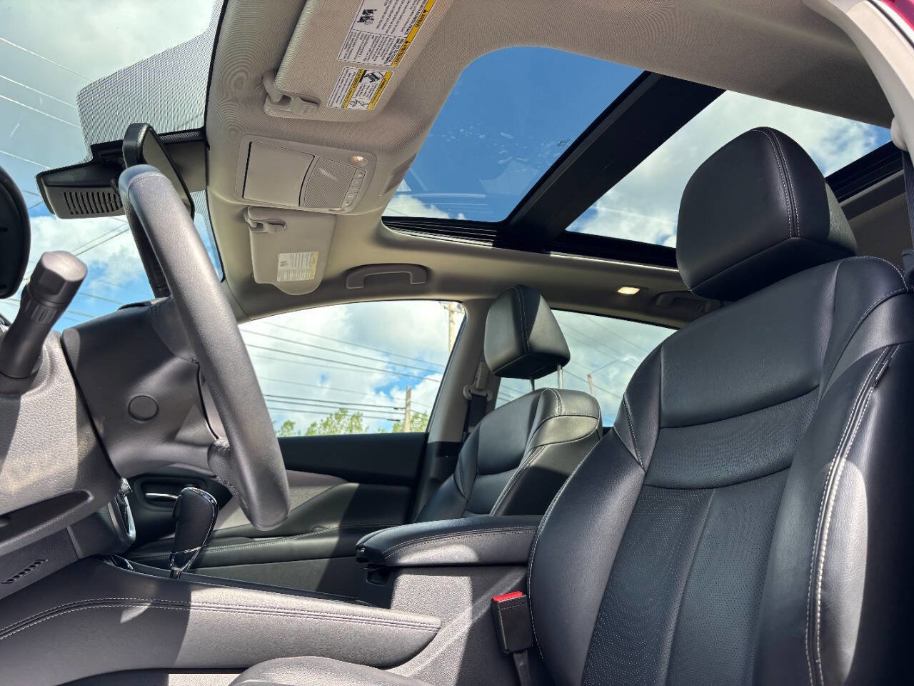 Used 2023 Nissan Murano SL w/ SL Moonroof Package image 15