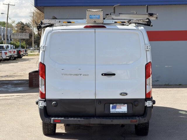 Used 2018 Ford Transit 250 148 Low Roof image 5