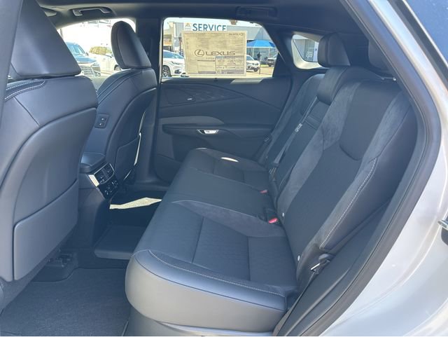 New 2026 Lexus RX 450h AWD image 17