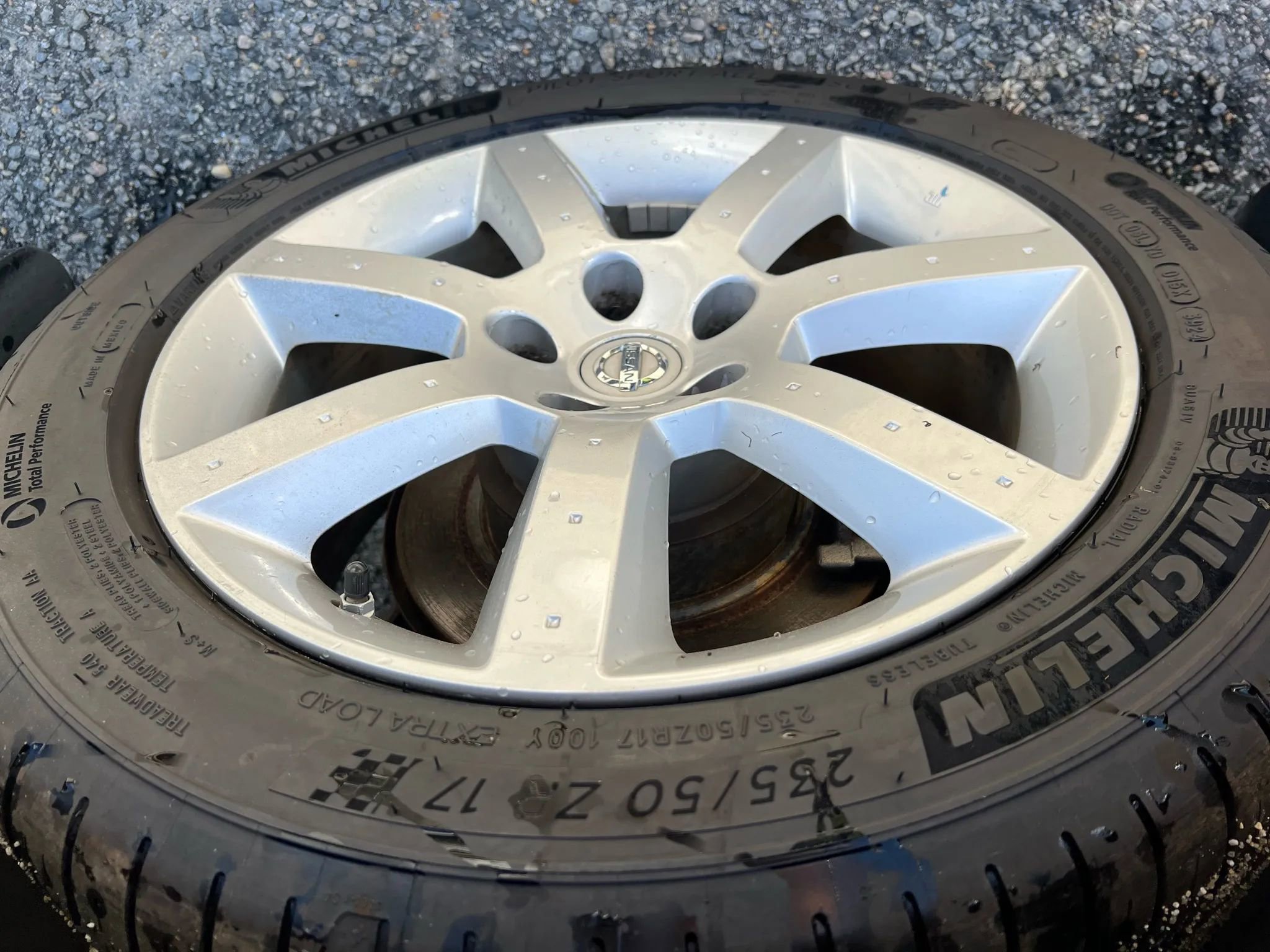 Used 2005 Nissan 350Z Touring image 26