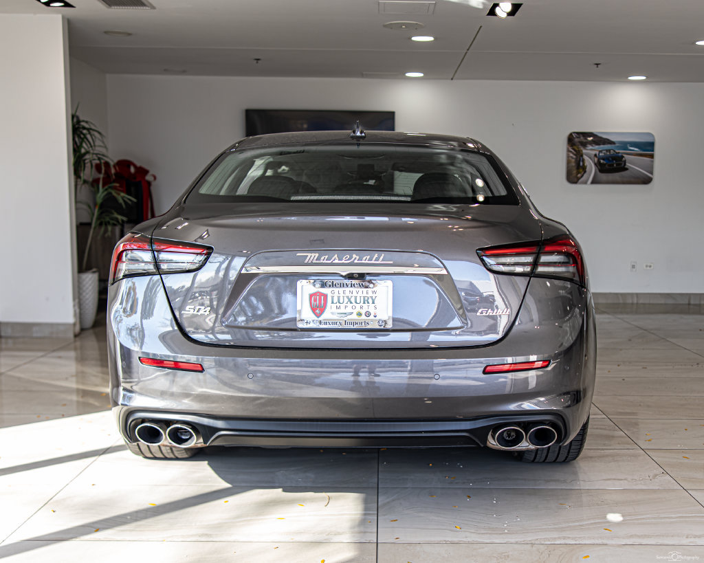 Used 2021 Maserati Ghibli S Q4 AWD/4WD image 13