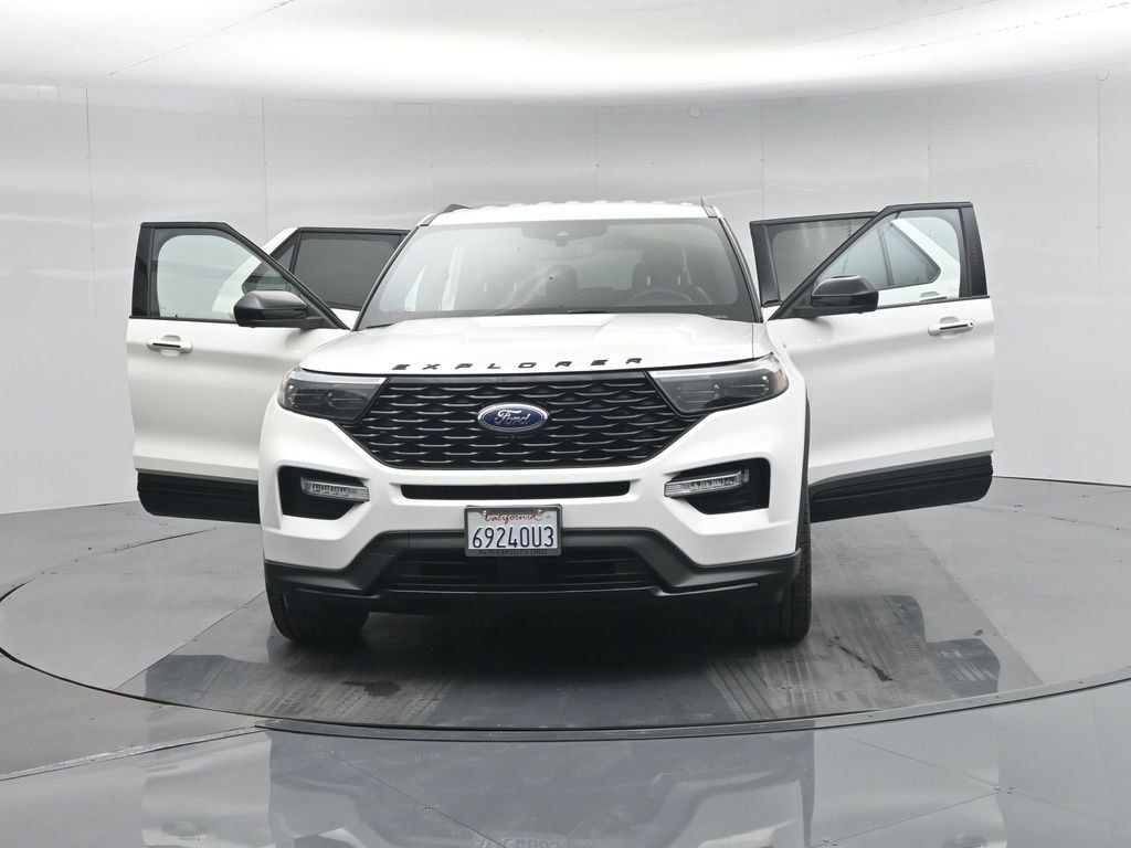 Used 2023 Ford Explorer ST-Line w/ Class IV Trailer Tow Package image 34